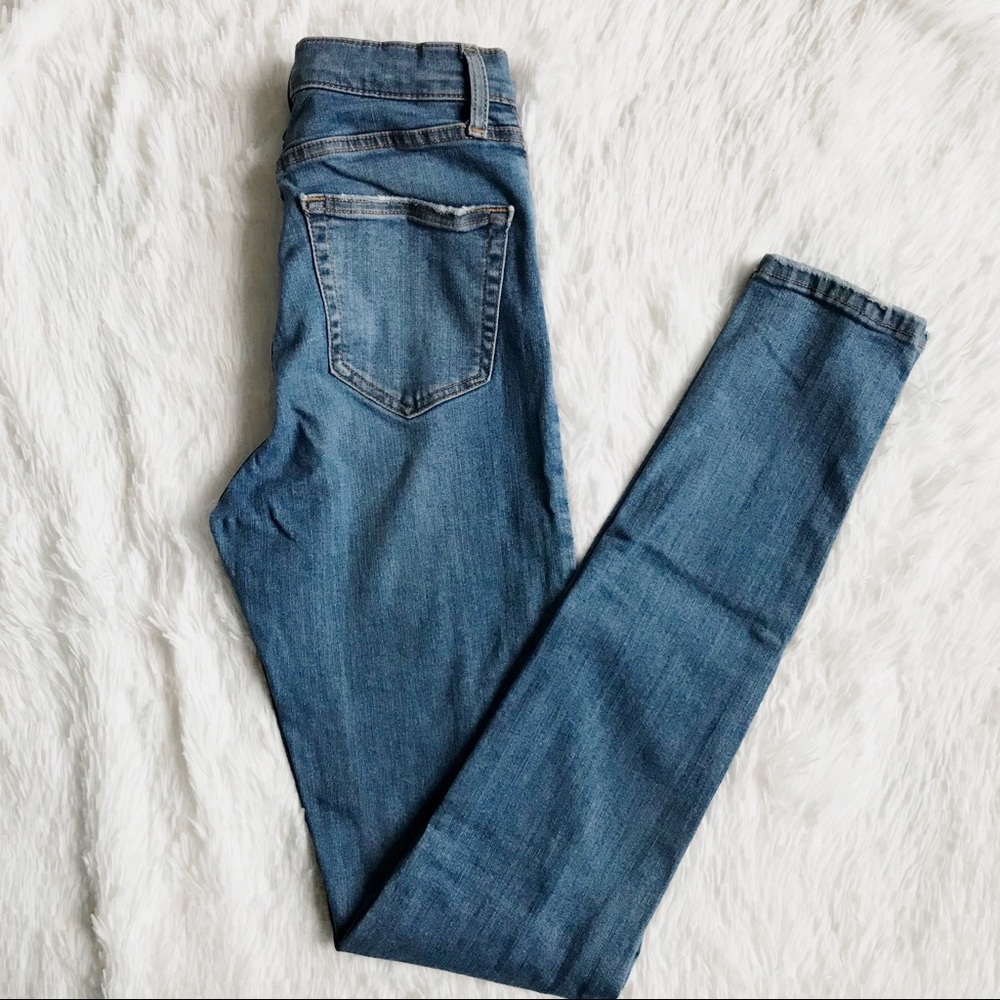TOPSHOP Moto High Rise Skinny Distressed Jeans